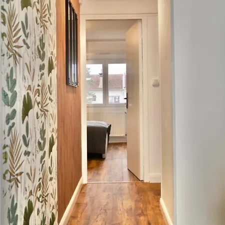 Le Foch, 3 - Proche Nancy Thermal Apartment *